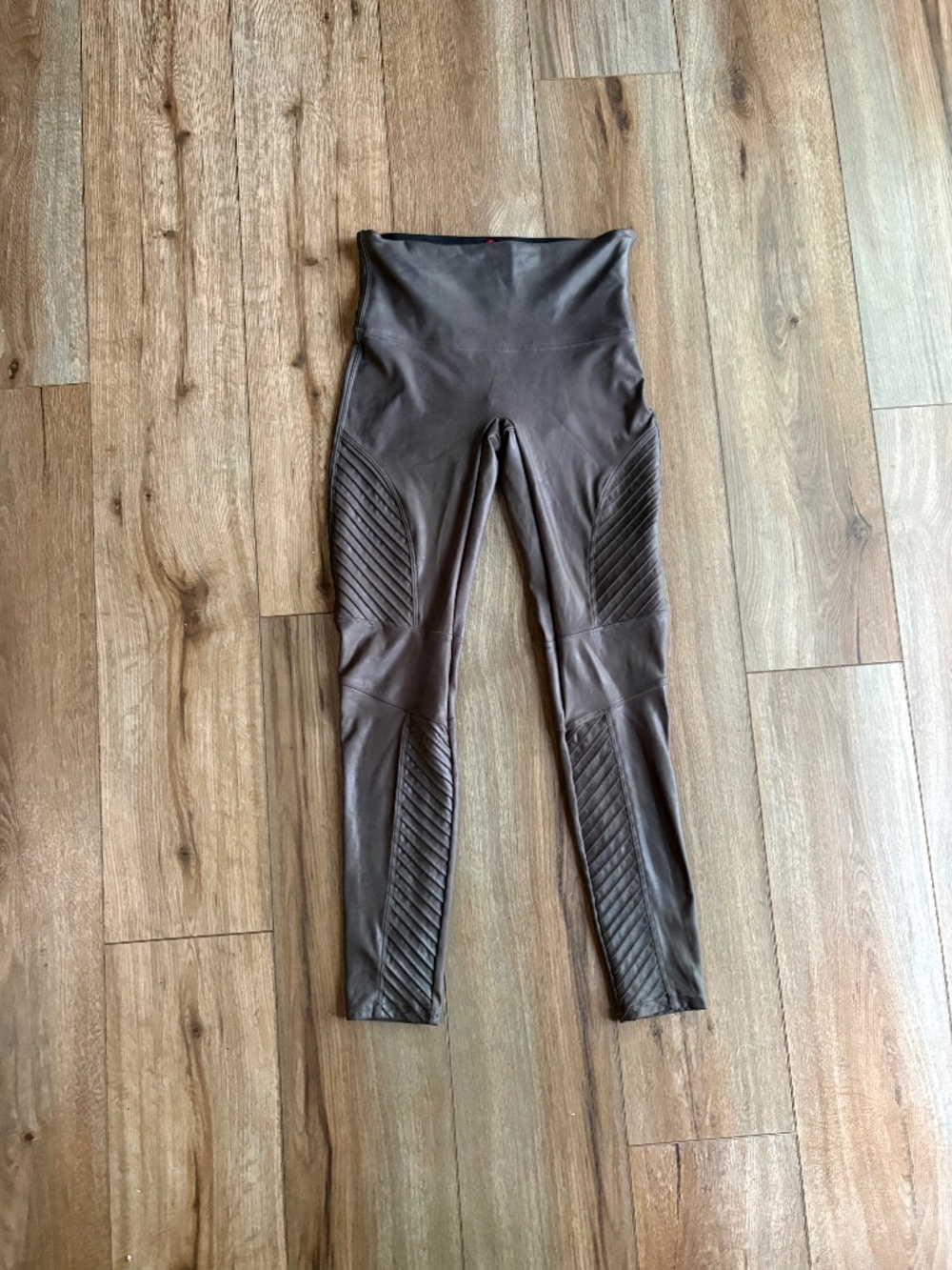 SPANX Faux Leather Moto Leggings Gunmetal Gray/Brown Ribbed Women’s Size Large